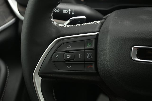 2026 Jeep Grand Cherokee Altitude 4x2