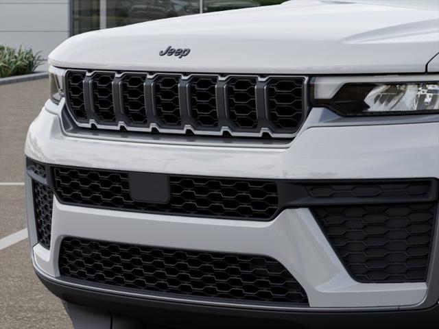 2026 Jeep Grand Cherokee Altitude 4x2