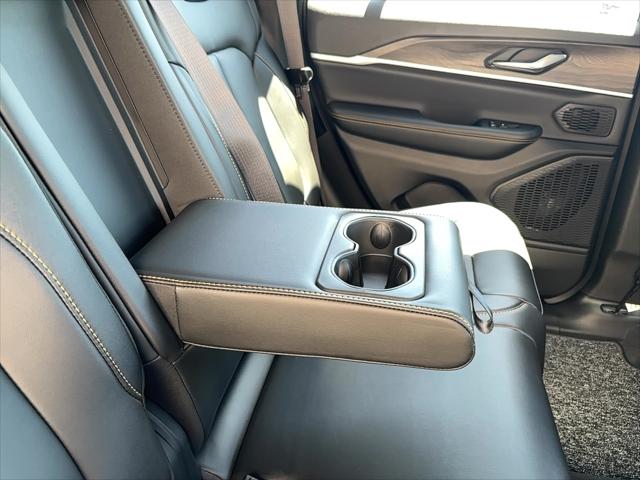 2026 Jeep Grand Cherokee 85th Anniversary Edition