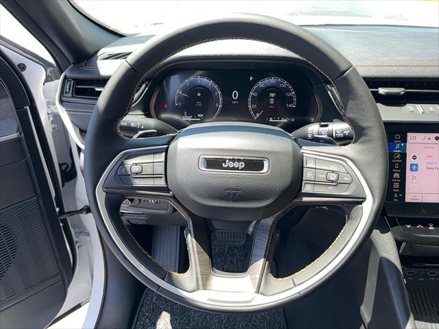 2026 Jeep Grand Cherokee 85th Anniversary Edition