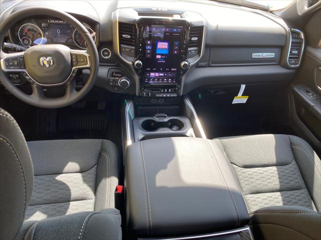 2026 Ram 1500 Lone Star Crew Cab 4x4 5'7" Box