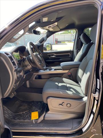 2026 Ram 1500 Lone Star Crew Cab 4x4 5'7" Box