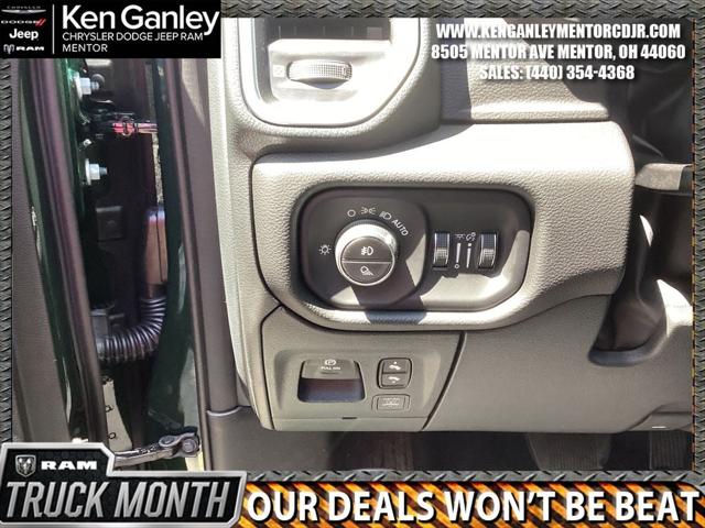 2026 Ram 1500 Big Horn Crew Cab 4x4 5'7" Box