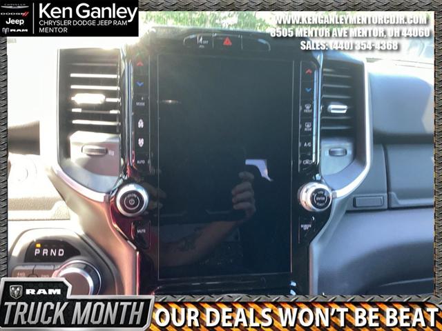 2026 Ram 1500 Big Horn Crew Cab 4x4 5'7" Box