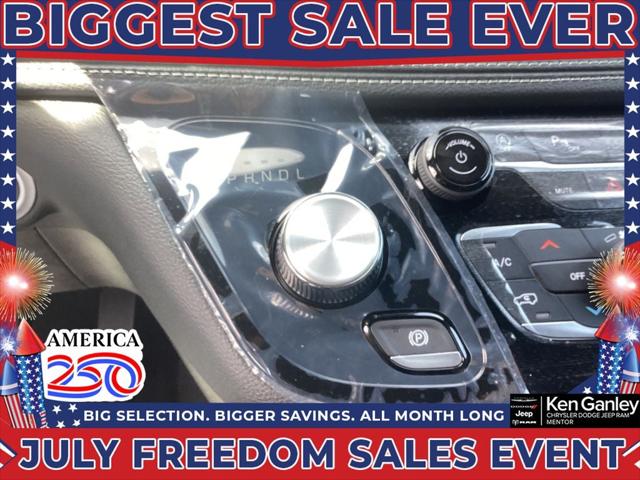 2026 Chrysler Pacifica Select AWD