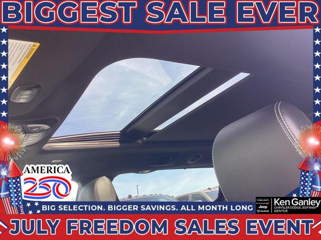 2026 Chrysler Pacifica Select AWD
