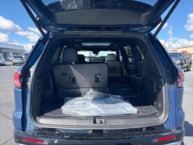 2026 GMC Acadia Denali AWD