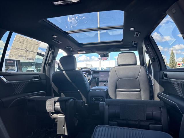 2026 GMC Acadia Denali AWD