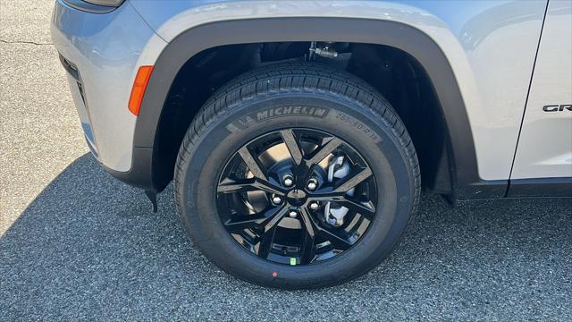 2026 Jeep Grand Cherokee Altitude 4x4