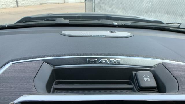 2026 Ram 1500 Laramie Crew Cab 4x4 5'7" Box