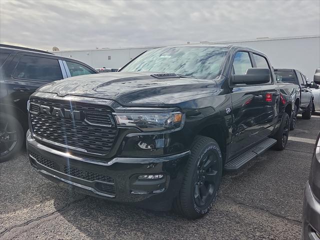 2026 RAM Ram 1500 RAM 1500 EXPRESS CREW CAB 4X4 57 BOX