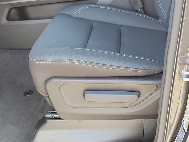 2026 Ram 1500 Express Crew Cab 4x4 57 Box