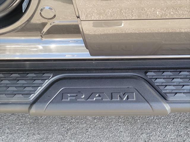 2026 Ram 1500 Express Crew Cab 4x4 57 Box