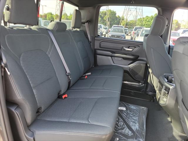 2026 Ram 1500 Express Crew Cab 4x4 57 Box