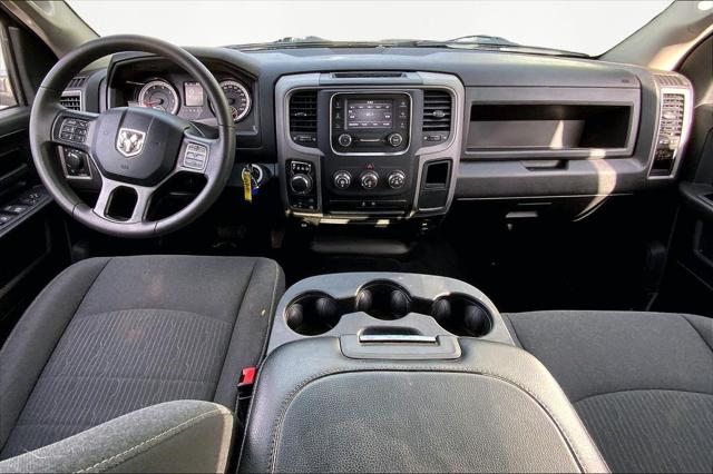 2024 Ram 1500 Classic Tradesman Crew Cab 4x4 5'7" Box
