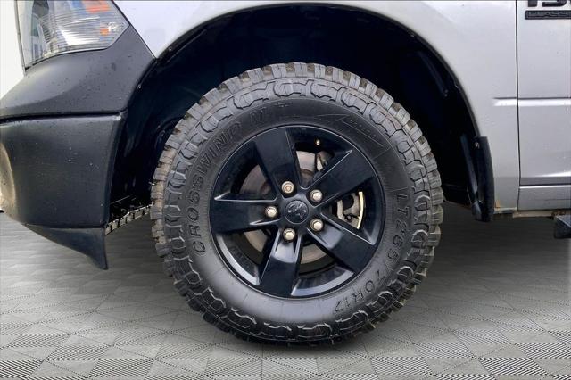2024 Ram 1500 Classic Tradesman Crew Cab 4x4 5'7" Box