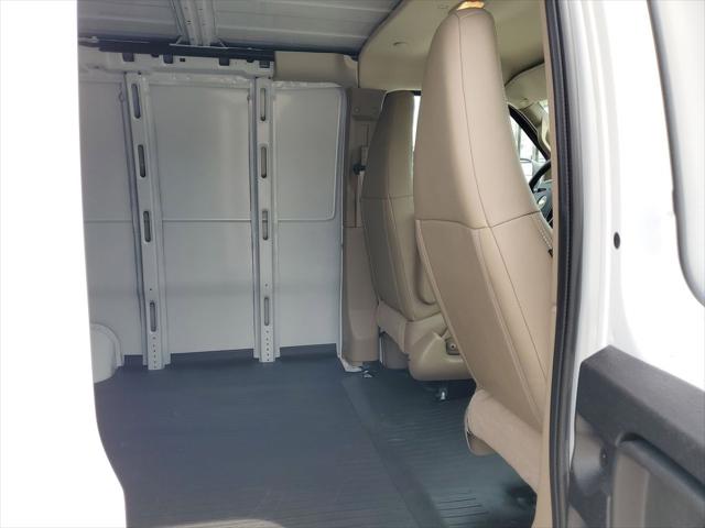 2026 Chevrolet Express Cargo Van 2500 Extended Wheelbase, WT, RWD