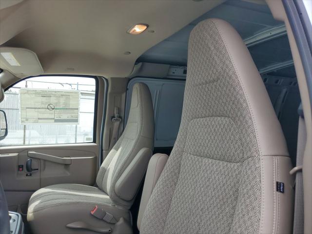 2026 Chevrolet Express Cargo Van 2500 Extended Wheelbase, WT, RWD