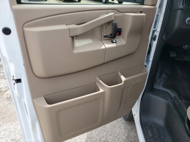 2026 Chevrolet Express Cargo Van 2500 Extended Wheelbase, WT, RWD