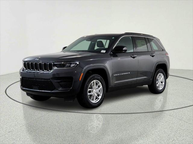2026 Jeep Grand Cherokee GRAND CHEROKEE LAREDO 4X4