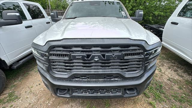 2026 RAM Ram 3500 Chassis Cab RAM 3500 TRADESMAN CREW CAB CHASSIS 4X4 60 CA