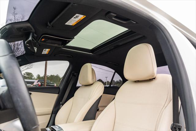 2022 Mercedes-Benz C-CLASS C 300 Sedan