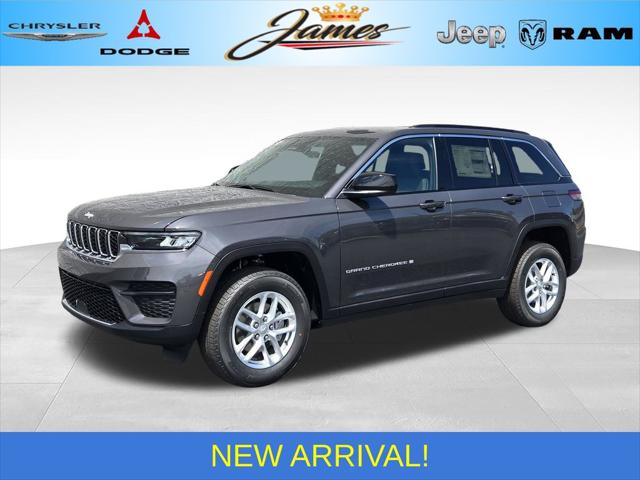 2026 Jeep Grand Cherokee GRAND CHEROKEE LAREDO 4X4