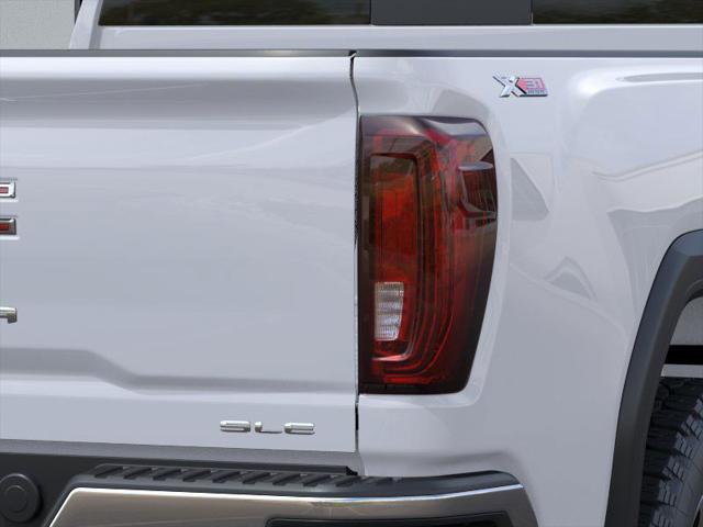 2025 GMC Sierra 2500HD 4WD Crew Cab Standard Bed SLE