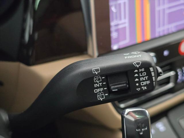 2025 Porsche Macan Unknown