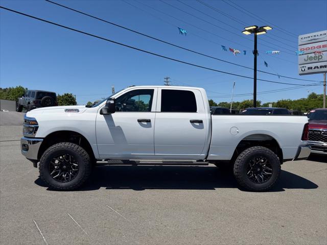 2026 Ram 2500 Tradesman Crew Cab 4x4 64 Box