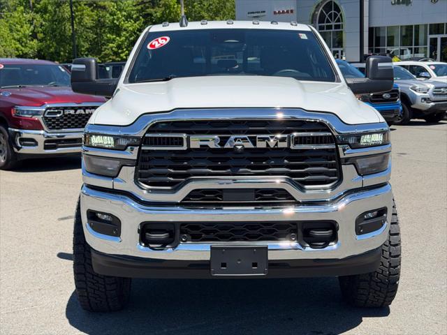 2026 Ram 2500 Tradesman Crew Cab 4x4 64 Box