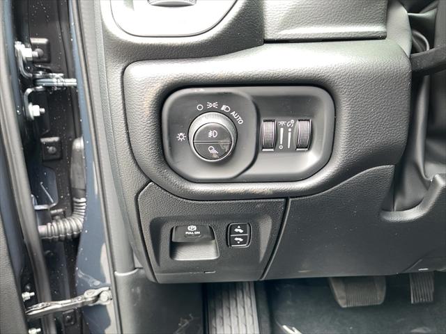 2026 Ram 1500 Big Horn Crew Cab 4x4 5'7" Box