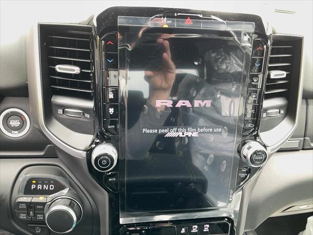 2026 Ram 1500 Big Horn Crew Cab 4x4 5'7" Box