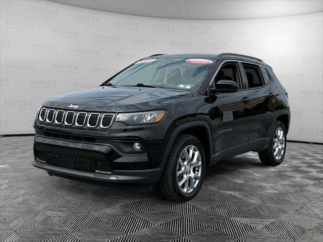2023 Jeep Compass Latitude Lux FWD 2023 Jeep Compass Latitude Lux FWD