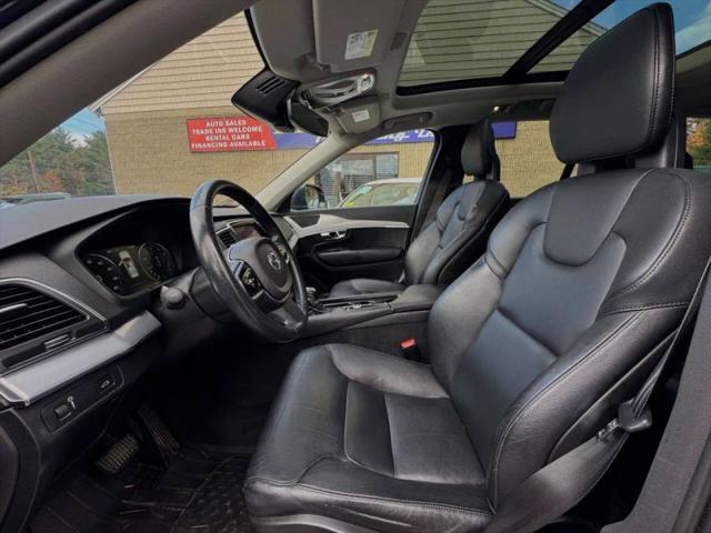 2016 Volvo XC90 T5 Momentum