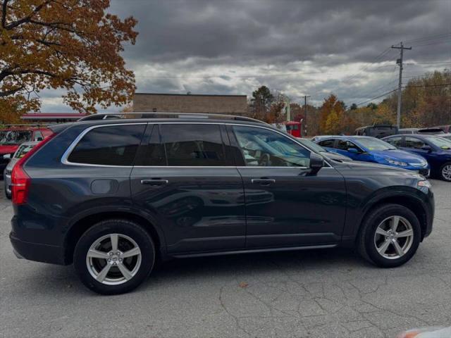 2016 Volvo XC90 T5 Momentum
