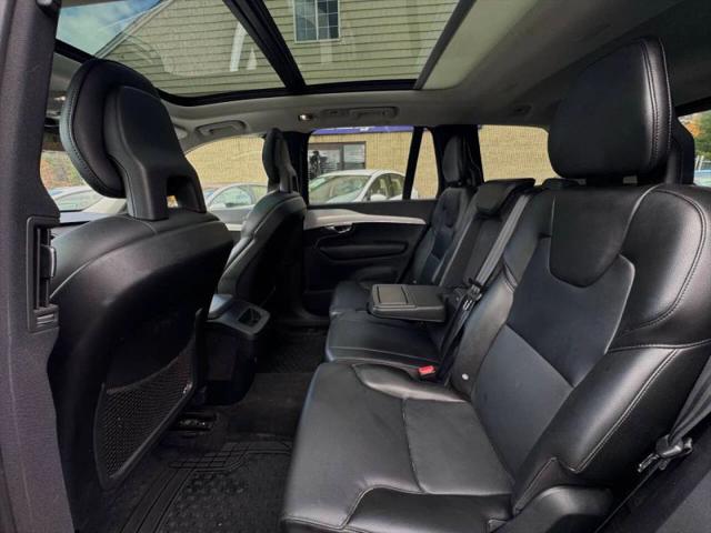 2016 Volvo XC90 T5 Momentum