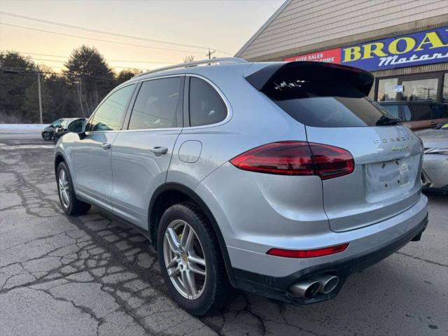 2016 Porsche Cayenne E-Hybrid S