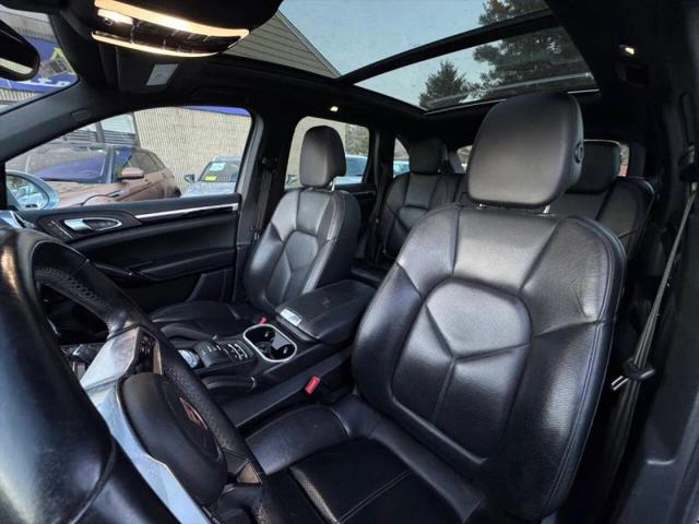 2016 Porsche Cayenne E-Hybrid S