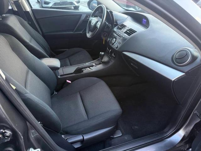 2012 Mazda Mazda3 i Touring