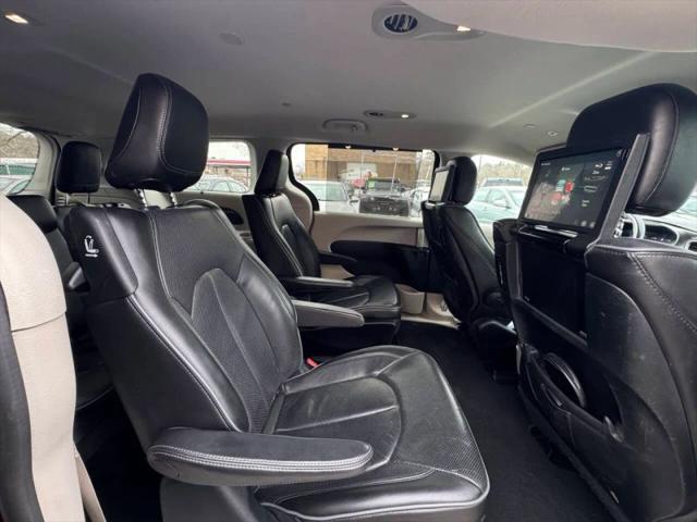 2018 Chrysler Pacifica Hybrid Limited