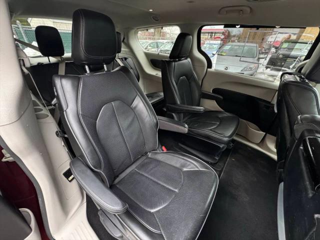 2018 Chrysler Pacifica Hybrid Limited