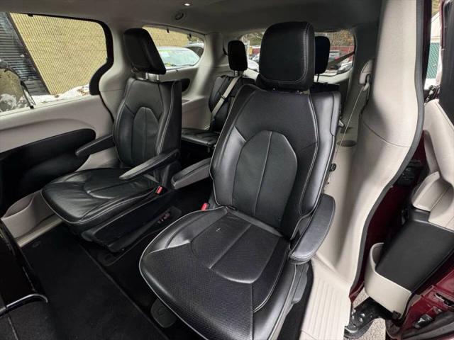 2018 Chrysler Pacifica Hybrid Limited