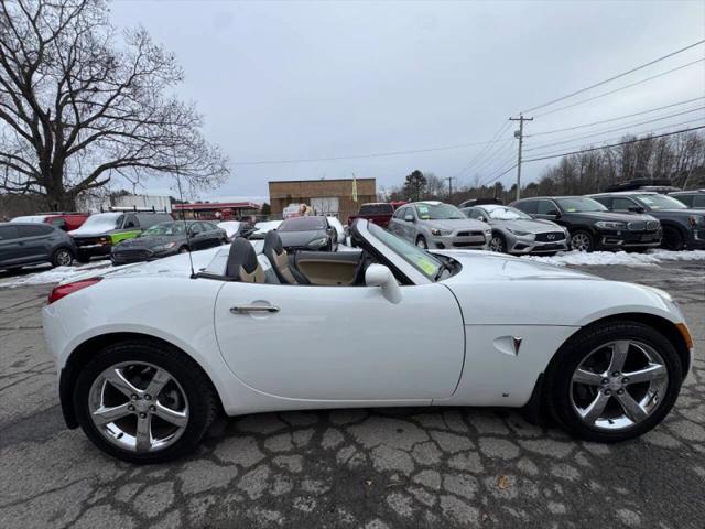2007 Pontiac Solstice Base