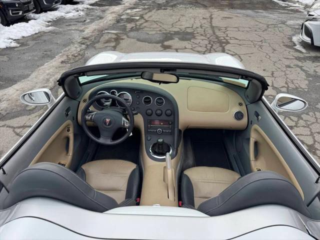 2007 Pontiac Solstice Base