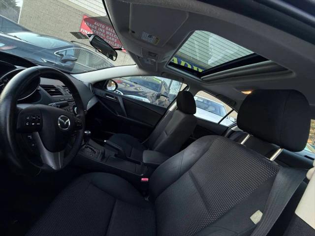 2012 Mazda Mazda3 i Touring
