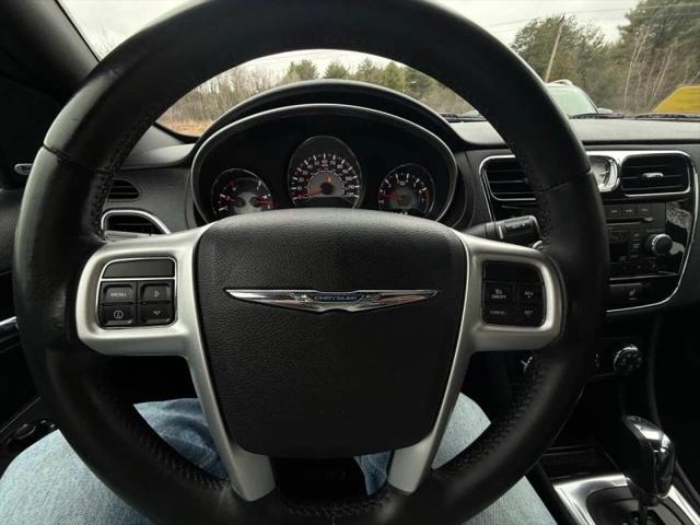2013 Chrysler 200 Limited