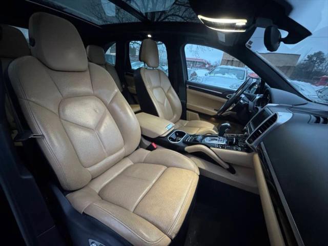 2016 Porsche Cayenne E-Hybrid S