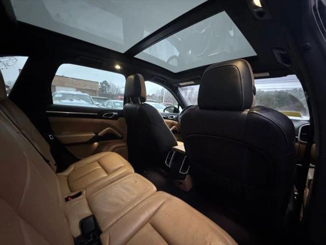 2016 Porsche Cayenne E-Hybrid S