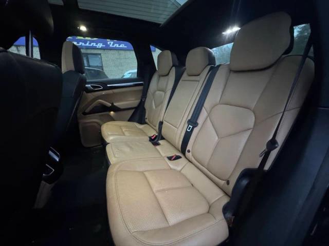 2016 Porsche Cayenne E-Hybrid S